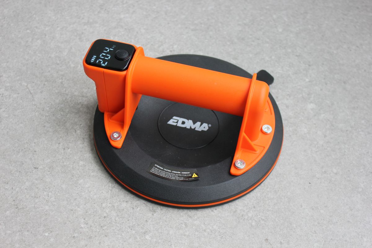 Ventouse électrique à écran digital EDMA. © EDMA